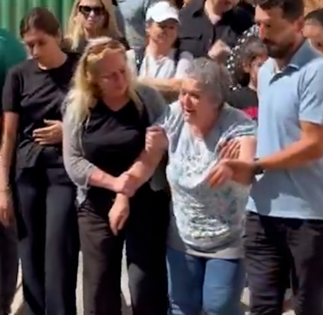 MasterChef şampiyonu Eren Kaşıkçı son yolculuğuna uğurlandı: Tabutunu gören annesi feryat etti!