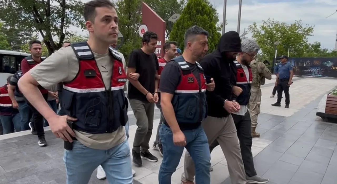 Gülistan Doku davasında yeni gelişme: 5 şüpheli daha tutuklandı! Aramada kadın çorabı detayı dikkat çekti...