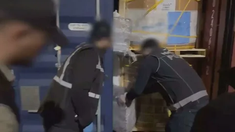 Bakan Gürlek'ten son dakika duyuru: Ambarlı Limanı'nda 3 tonluk uyuşturucu ve yasa dışı bahse teşvik eden 33 kişiye operasyon yapıldı!
