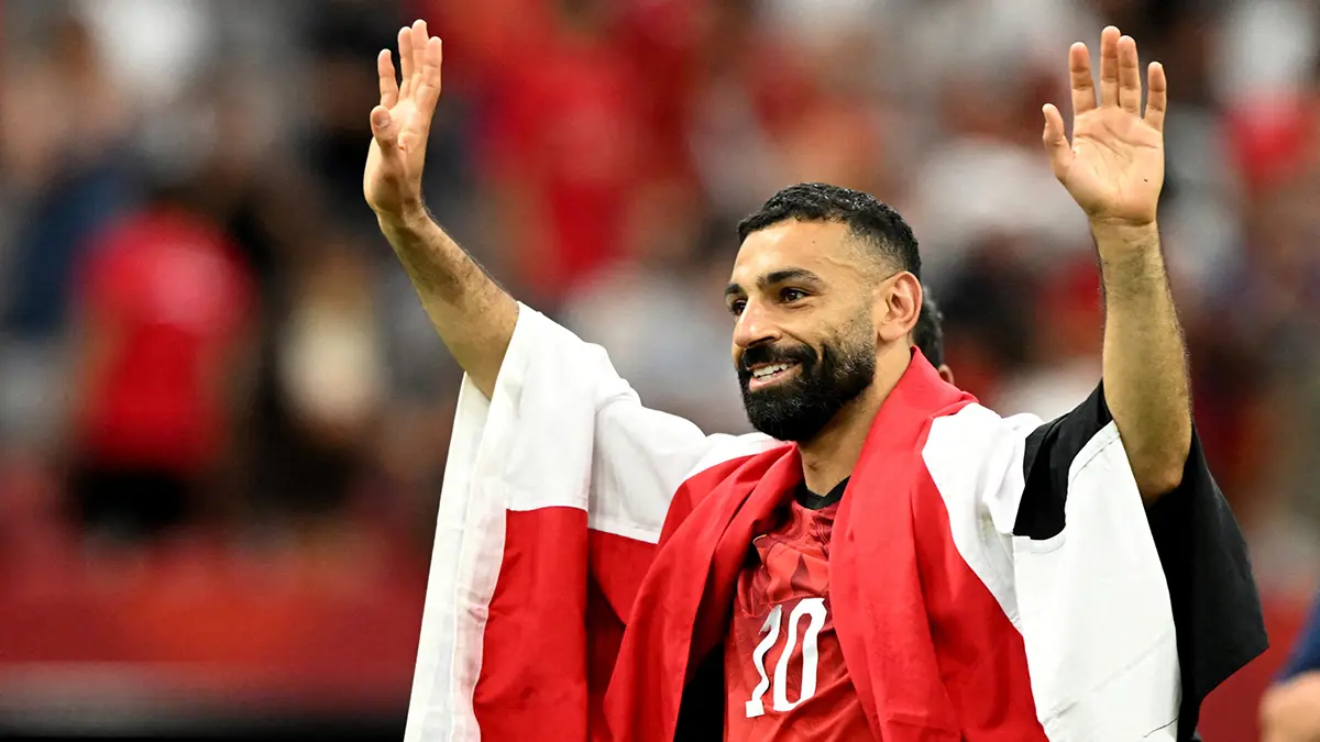 Beşiktaş transferi yalan mı oldu? Dünya yıldızı Mohamed Salah, eşine rağmen servet gibi teklifi kabul etti