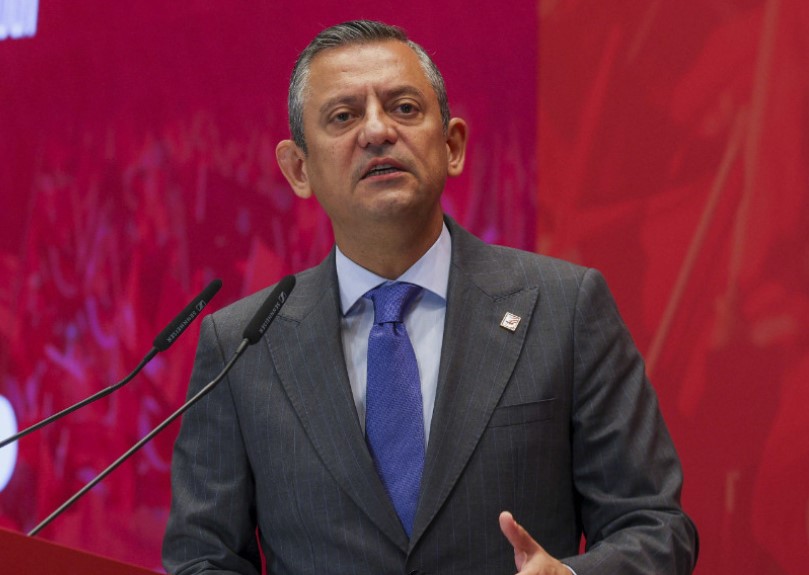 Özgür Özel'e şok! Yüzde 50 ile kazandıkları il, CHP'de kalıyor
