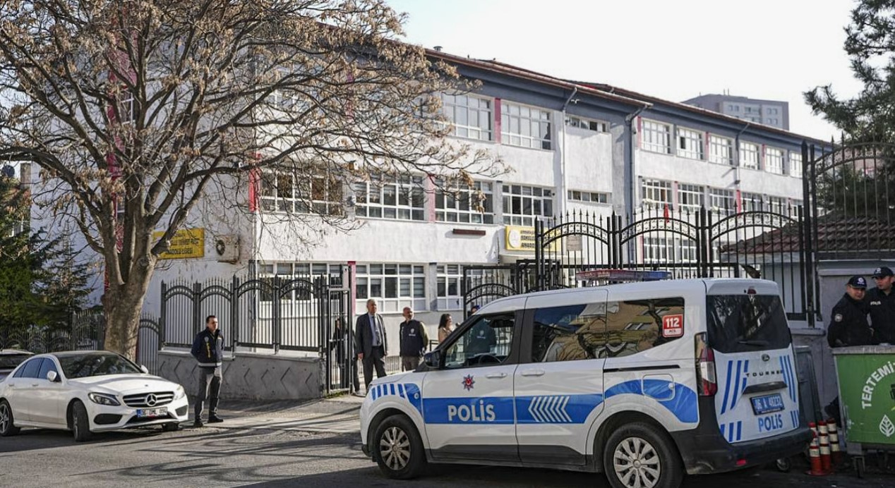 3 bakanlık birden harekete geçti: 81 ildeki okullara 30 bin yeni güvenlik görevlisi