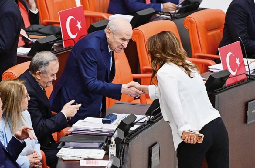Terörsüz Türkiye yasası Meclis'ten geçti: Peki 12 maddenin içinde neler var, Yasa kimleri kapsamıyor?