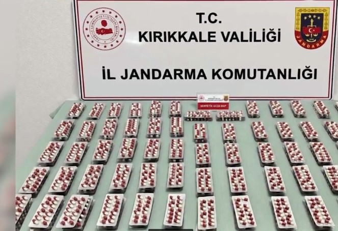 Sosyal medyadan çatır çatır uyuşturucu sattılar: Dev operasyonla 96 şüpheli yakalandı!