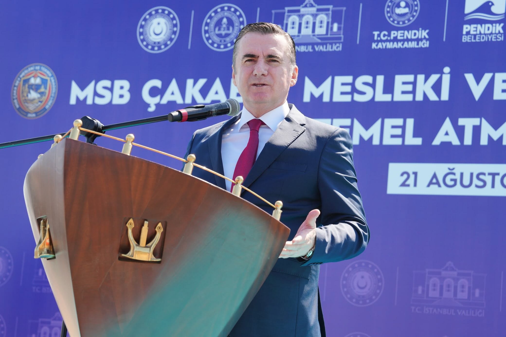 104730-6.jpg