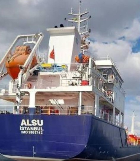 Marmara'da hareketli gece: Silivri açıklarında iki Türk gemisi çarpıştı! 10 kişiden haber alınamıyor...