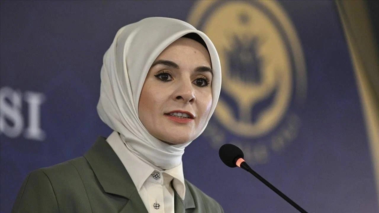 Milyoner’de yarışmacı bilemediği o soruya, Bakan Göktaş'tan yanıt gecikmedi