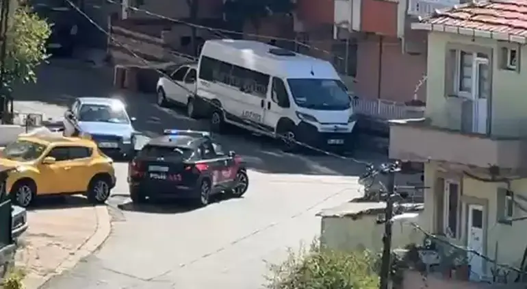 Maltepe'de hareketli dakikalar: Ev sahibi ve kiracı tartışmasında silahlar konuştu, 2 ölü, 1 ağır yaralı