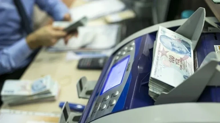Usulsüz vatandaşlık soruşturması sürüyor: 30 şirkete kayyum atandı...