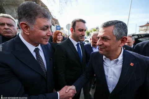 Özgür Özel'den dikkat çeken gönderme: 93 üyemiz var, bundan sonrasını Cemil Tugay düşünsün