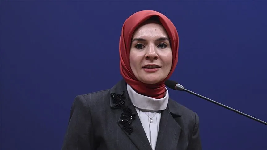 Bakan Göktaş fon iftirasına ateş püskürdü: Yeni Partili Ümit Özlale’yi istifaya davet ederken kazanacağı tazminatın yerini de açıkladı