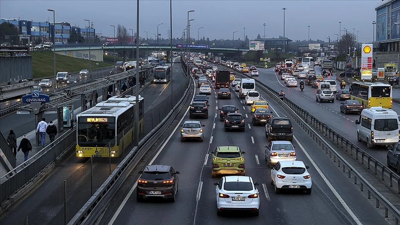 İstanbullulara kötü haber: En çok kullanılan o yol 12 gün sürecek tadilata girecek...