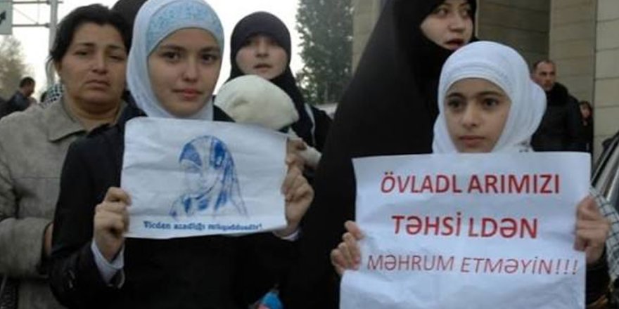 Azerbaycan'da başörtüsü yasağına tepkiler çığ gibi!