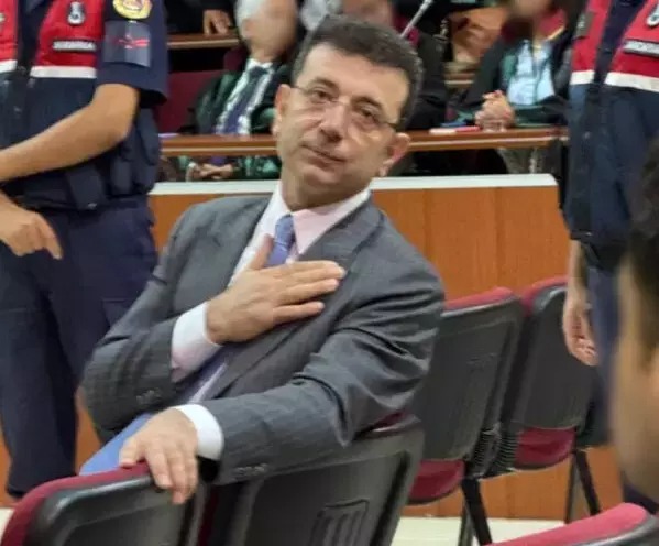 Ekrem İmamoğlu mahkemede aylık gelirini açıkladı!