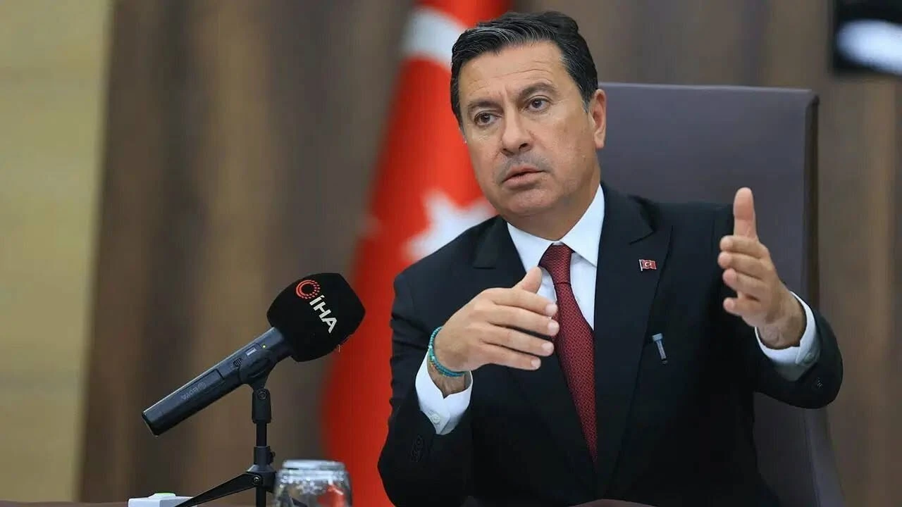 AK Parti'ye geçeceği iddialarına, Ahmet Aras bakın ne cevap verdi?