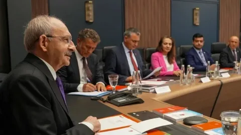CHP'den yeni ihraçlar için hazırlık: Kasım ayında önemli toplantı var!