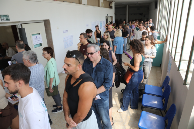 Kaybetme korkusu saran Netanyahu'dan sandık günü "acil durum" çağrısı