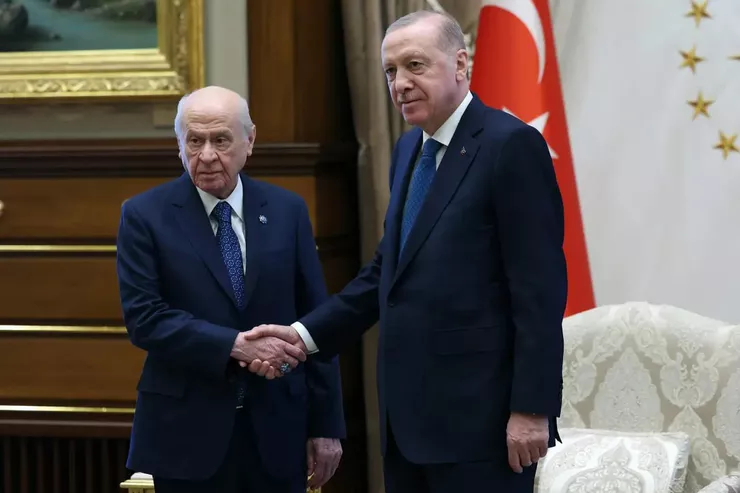 Erdoğan ile Bahçeli neden bir araya geldi? İşte sürpriz görüşmenin detayları...