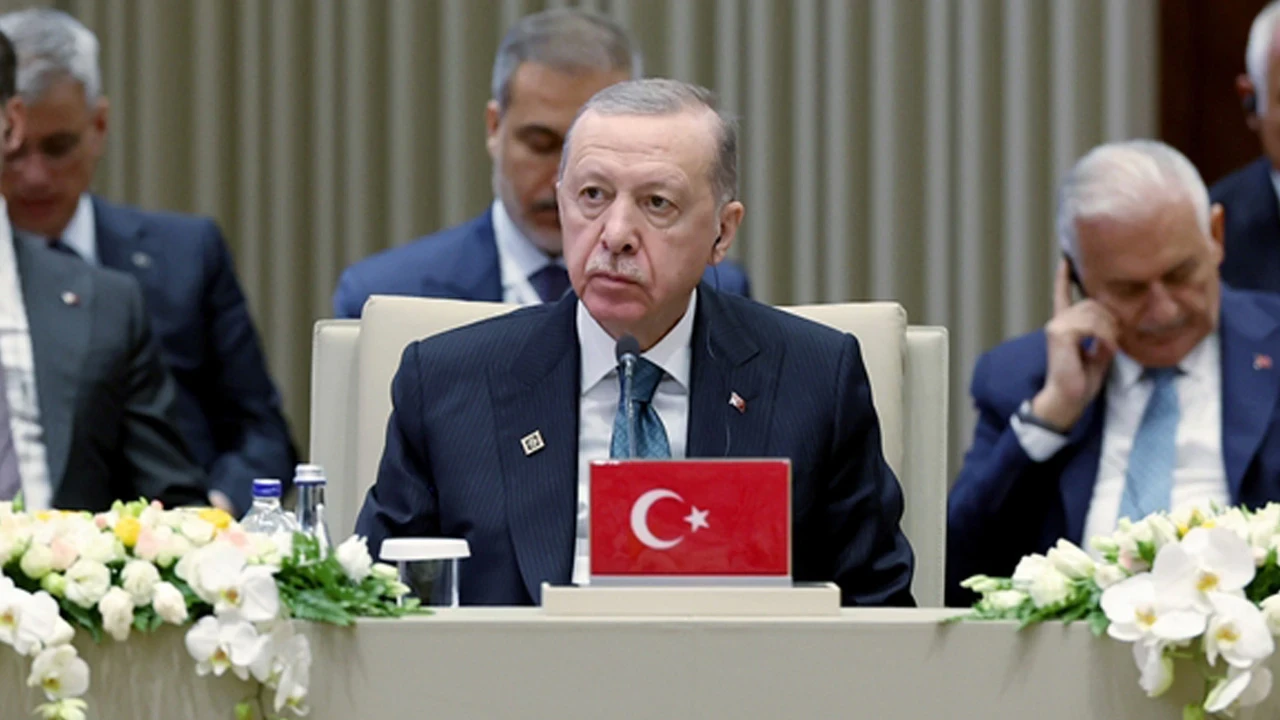 Erdoğan Türk dünyasına çağrı yaptı: 7 ülkede yayımlanan makalede: Dayanışma ve bütünleşme vurgusu!
