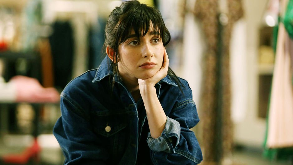 Gözde Mutluer kimdir, kaç yaşında ve nereli? 4N1K'nın Yaprak'ı kimdir?