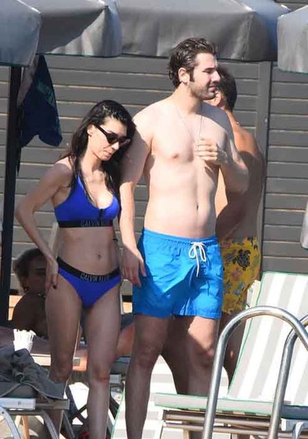 Burcu Kıratlı ve Furkan Palalı çifti ilk kez görüntülendi