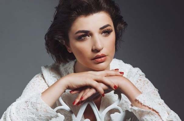 Gonca Vuslateri kimdir? Kaç yaşında? Nereli? Gonca Vuslateri yeni imajı