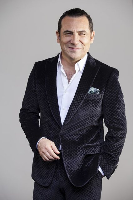 Ferhat Göçer'in yeni yıl şarkısı sosyal medyayı salladı!