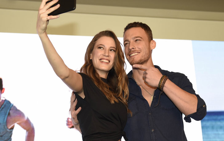 Seranay Sarıkaya ile Kerem Bürsin ayrıldı