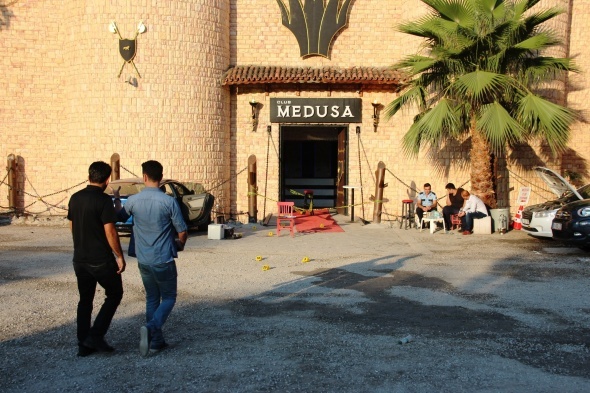 Hacer Tülü kimdir, neden öldü? Bodrum'daki silahlı saldırıda ölen şarkıcı