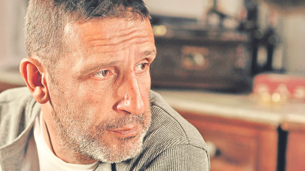 Cem Özer'den Sinan Çetin'e skandal suçlama!