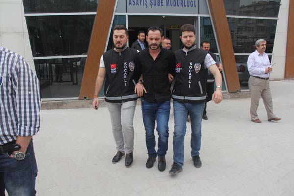 Kocaeli'deki 10 kişilik gasp çetesi çökertildi