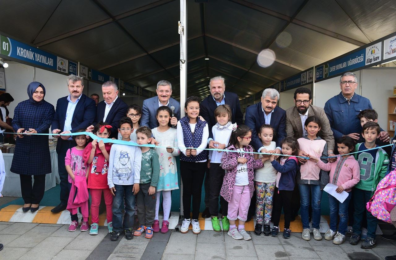 Pendik 2. geleneksel kitap fuarı başladı