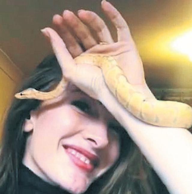 Ünlü oyuncudan korkutan dans