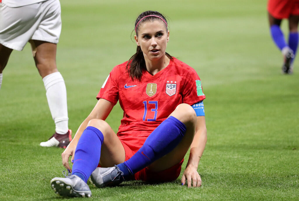 Alex Morgan gol sevincinde öyle bir hareket yaptı ki...