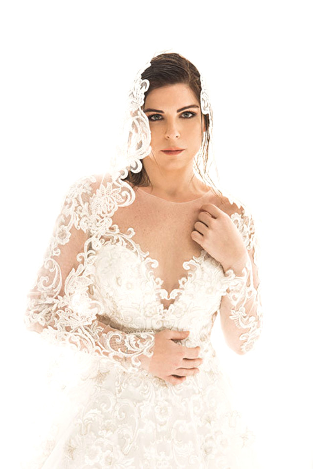 Pelin Öztekin'in Gelinlikli Fotoğrafları