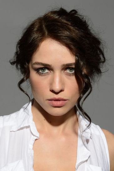 Rus'un oyunu filminin konusu nedir? Oyuncuları kimdir? Nerede ve kaç yılında çekildi?