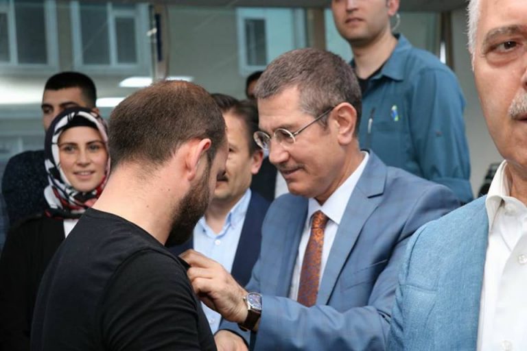 Tuzla'da AK Parti'ye büyük katılım
