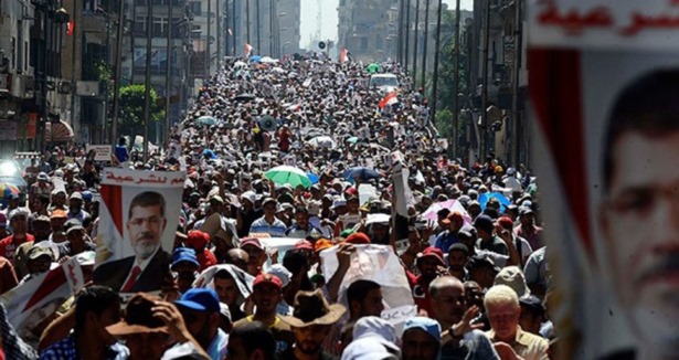 Mısır halkının darbeci Sisi'ye karşı öfkesi büyüyor