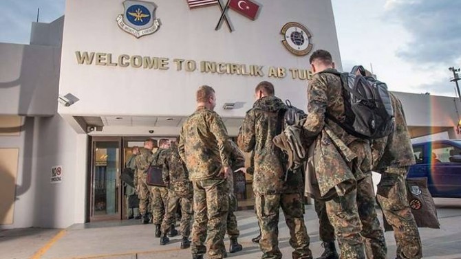 ABD'nin İncirlik Üssü'nde "Operasyonların Durdurulduğu" İddiasına Yanıt