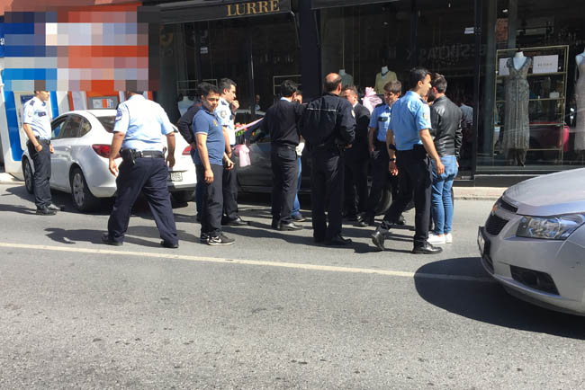 Gelin ve damat düğüne gidecekken karakola gittiler