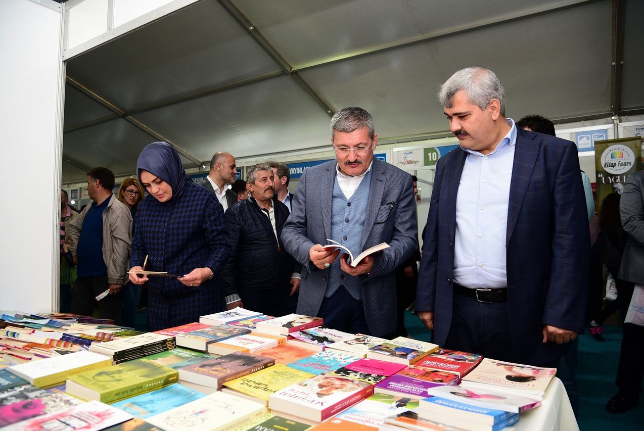 Pendik 2. geleneksel kitap fuarı başladı