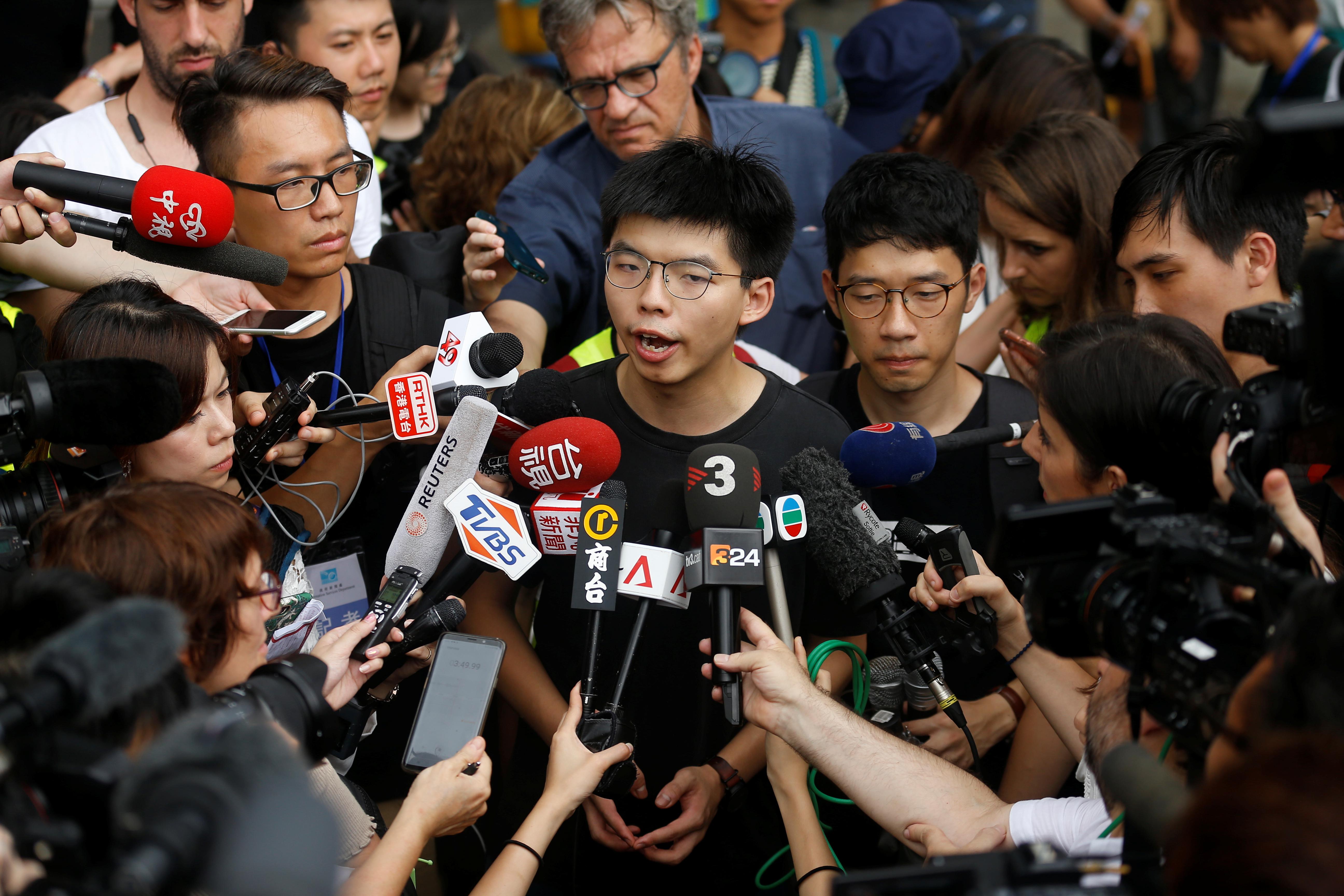 Hong Kong'da protesto! Ünlü aktivist Joshua Wong eylemlere katıldı