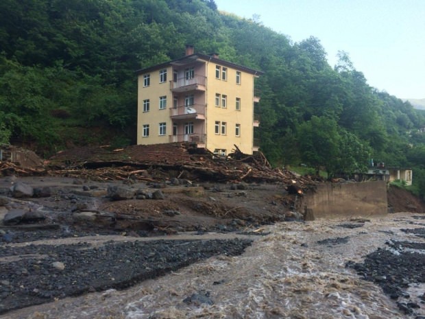 Trabzon Araklı'daki selin nedeni ne? | Araklı'daki selin nedeni?