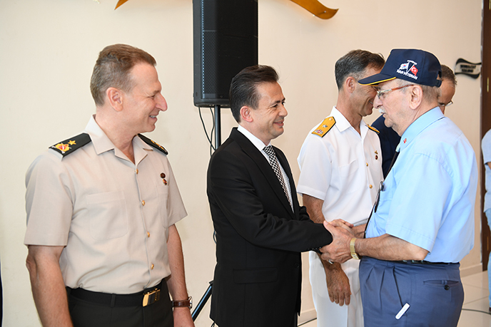 Tuzla Nikah Sarayı ve Kültür Merkezinde bayramlaşma programı düzenlendi