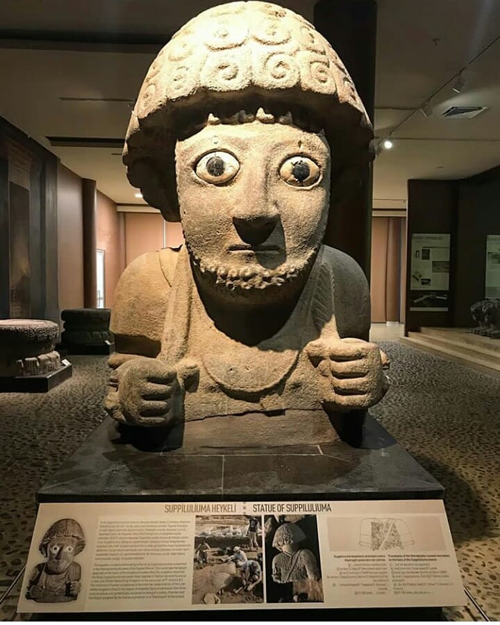 8 Şubat Eleq ipucu cevabı "Şuppiluliuma Heykeli hangi müzededir?"