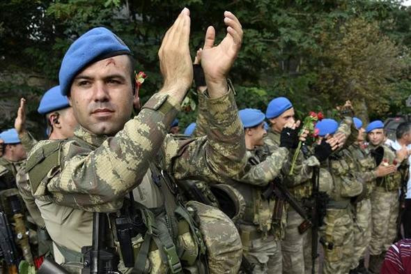 Karadeniz’de PKK’yı bozguna uğratan kahramanlar böyle karşılandı
