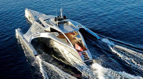 Görenlerin bir daha baktığı yat, Bodrum'da