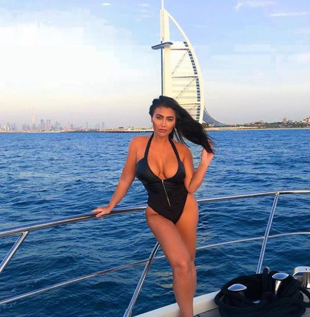 Aşk Adası yıldızı Lauren Goodger Londra'da eğlencelerde!