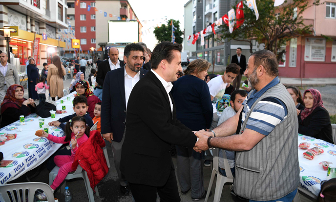 Milli Savunma Bakanı Nurettin Canikli Pendik SKM’yi ziyaret etti