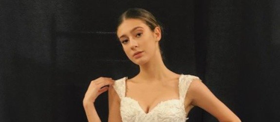 Itır Esen kimdir? Aslen nereli ve kaç yaşında?